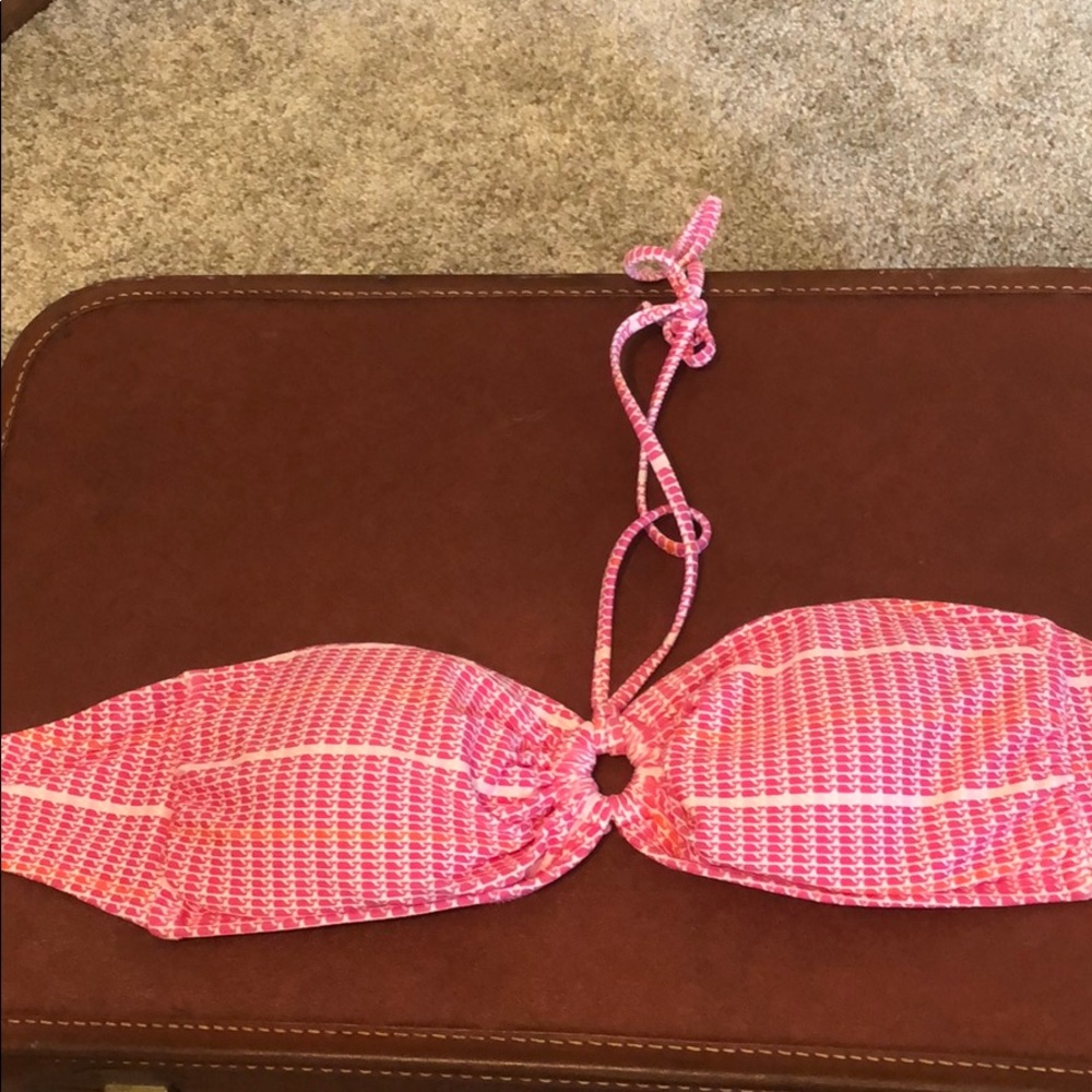 Vineyard vine bathing suit top